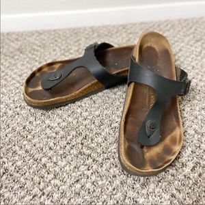 BIRKENSTOCK • Gizeh Birko-Flor Black Sz 42